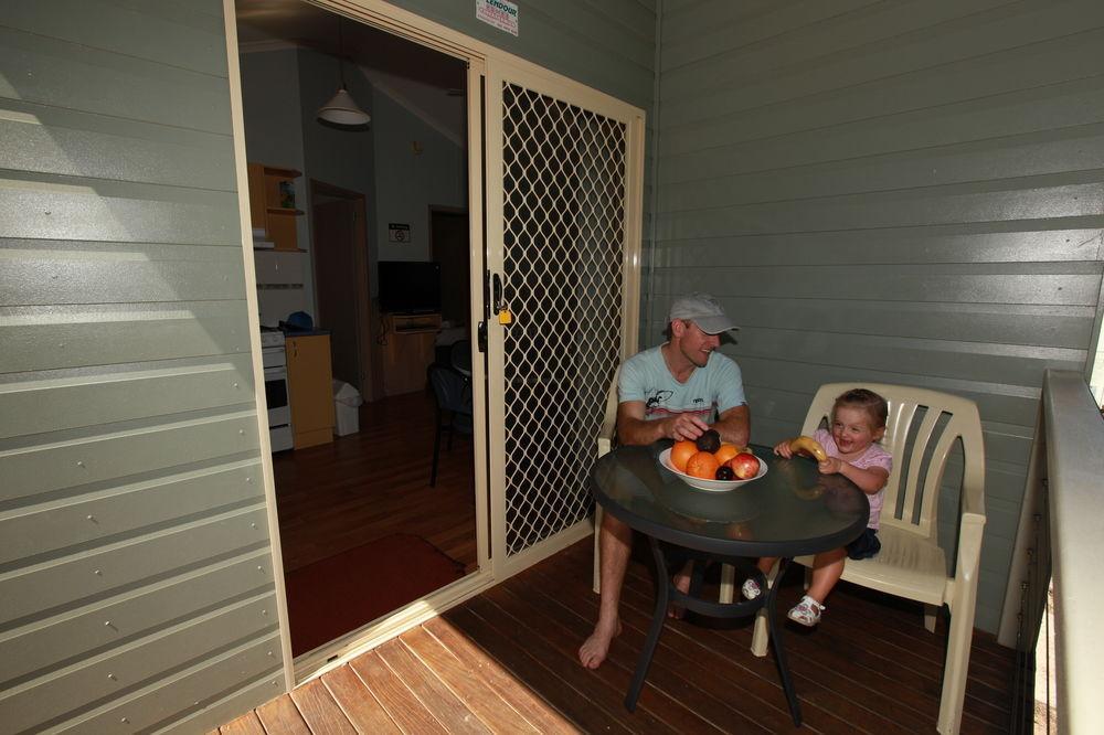 Clyde View Holiday Park เบทแมนส์เบย์ ภายนอก รูปภาพ